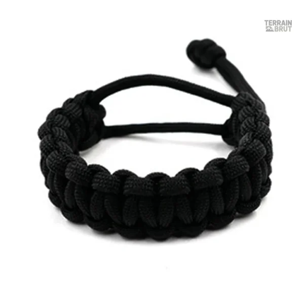 Accessoire de survie en paracorde tressé et résistant