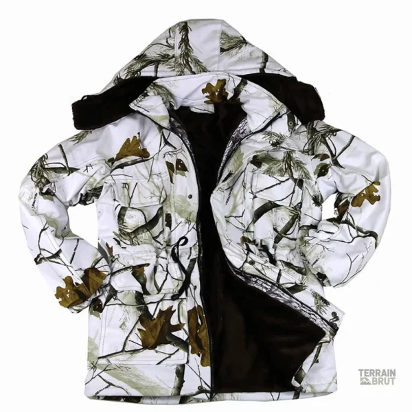 Équipement de chasse adapté aux environnements enneigés