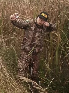 Tenue de chasse adaptée aux conditions de terrain variées