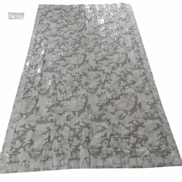 Couverture double camouflage pour activités en plein air