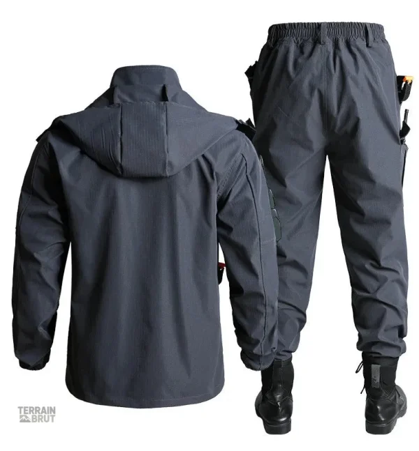 Tenue camouflage résistante pour un usage professionnel