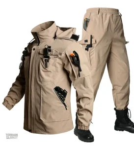 Vêtement de travail camouflage en tissu robuste