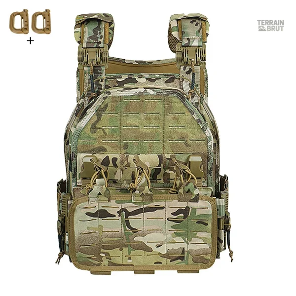 Vêtement tactique avec système d'attache rapide