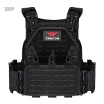 Vêtement tactique camouflage avec fonctionnalités pratiques