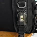 Lampe portable tactique avec fixation pour sac