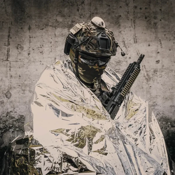 Accessoires de survie : couvertures réutilisables et isolantes