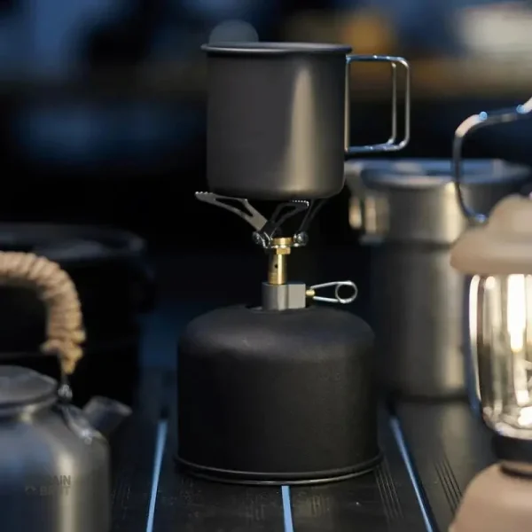 Mini réchaud gaz idéal pour les aventures en plein air