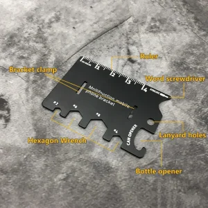 Outil en acier inoxydable pour activités de plein air et survie
