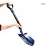 Pelle de survie en acier, idéale pour déneiger efficacement