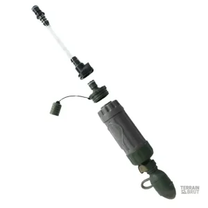 Appareil léger pour filtrer et purifier l'eau lors des déplacements