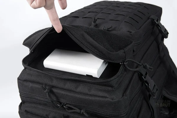 Sac de survie camouflé pour les passionnés de nature