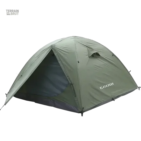 Abri de survie pour trois personnes en extérieur