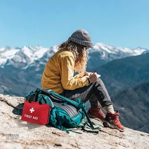 Kit de survie complet avec 210 pièces essentielles