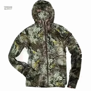 Veste à capuche camouflage pour une tenue décontractée