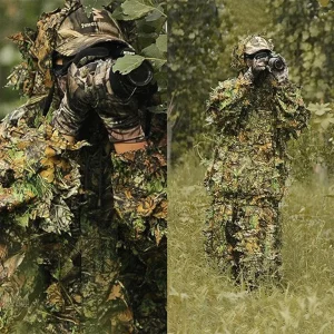 Vêtement de chasse camouflage feuillus