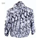 Vêtement camouflage hiver avec motifs de feuilles d'érable